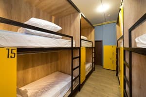 Хостел Hotel Bee Station. Место в общем 10-местном номере  7