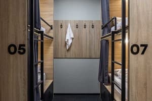 Хостел Kyiv hostel & hotel. Місце у чоловічому 12-місному номері В 2