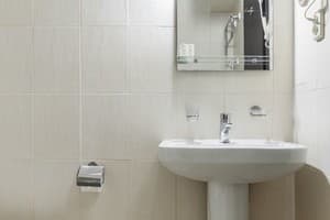 Печерский 22