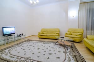 Квартира RentKiev ул. Софиевская 17. RentKiev ул. Софиевская 17 2